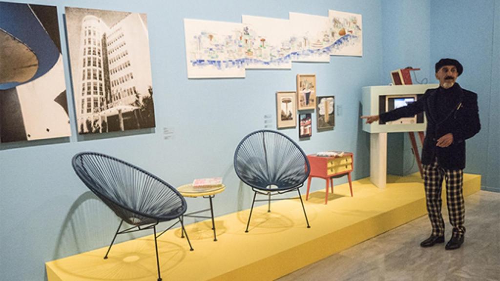 Image: Juan Antonio Ramírez, el profesor que elevó el Guernica al cielo