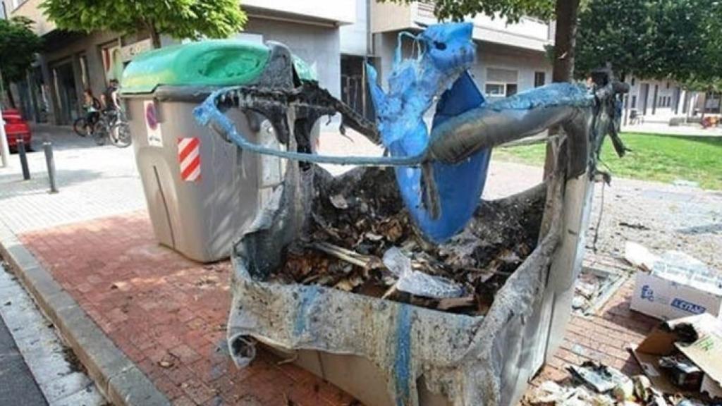 Valladolid-bomberos-contenedores-fuego-vandalos