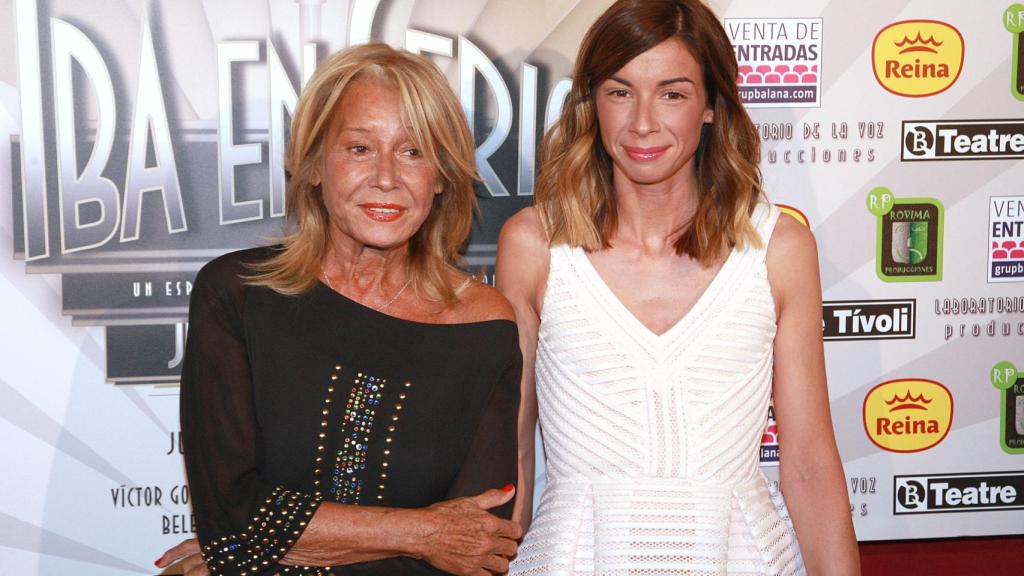 Mila Ximénez con su hija Alba Santana.