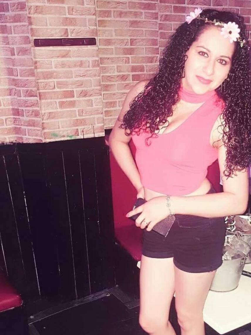 Laura Elisabeth no pudo librarse de ese maniático.