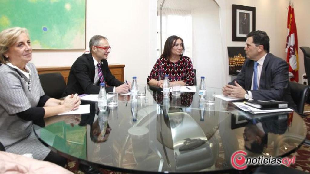 reunion-rector-junta