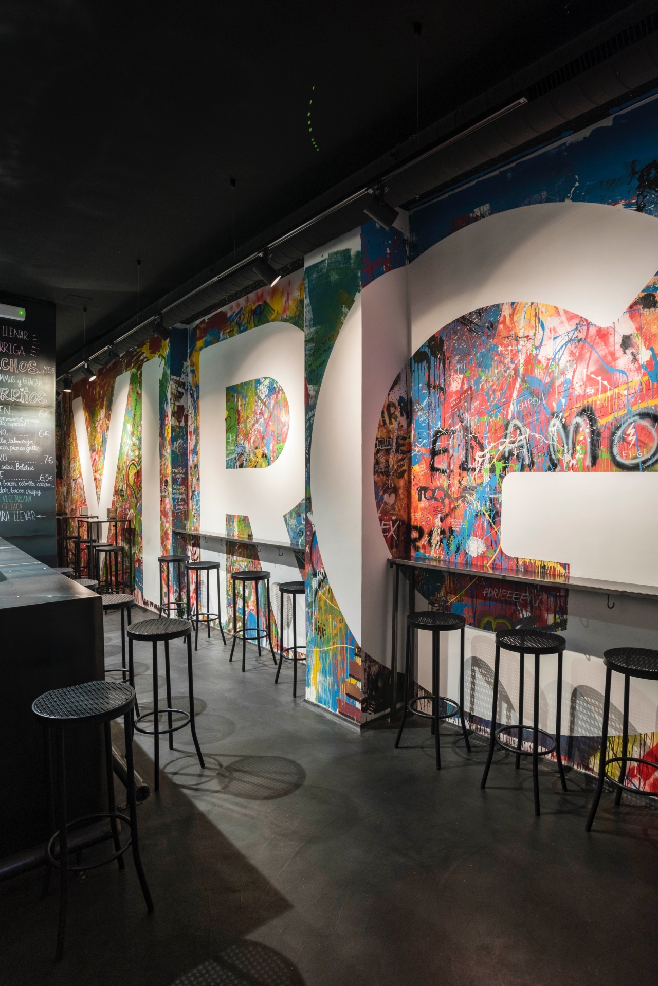 El Mural de La Virgen 4