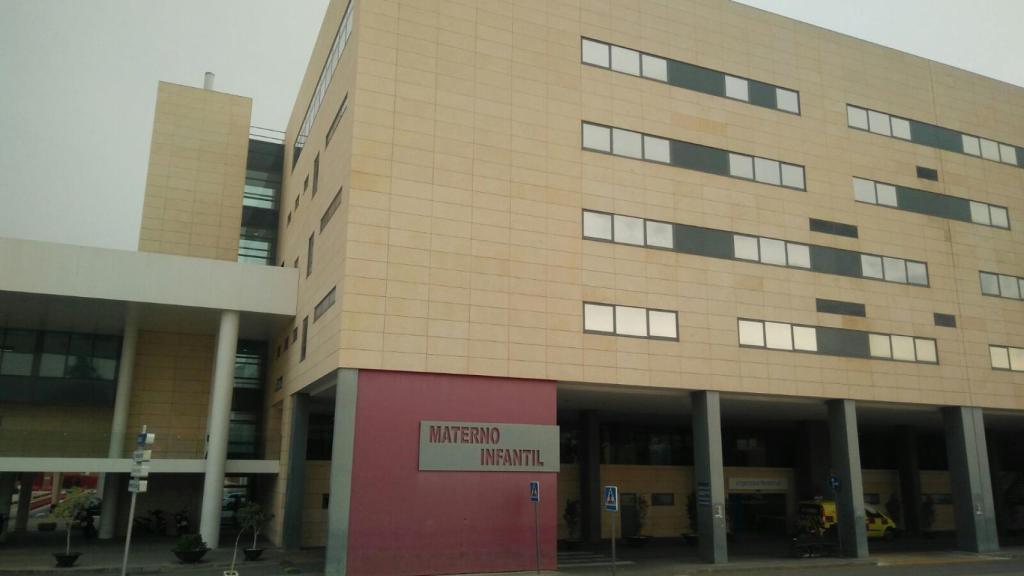 La joven madre dio a luz en el Hospital Universitario Virgen de la Arrixaca de Murcia.