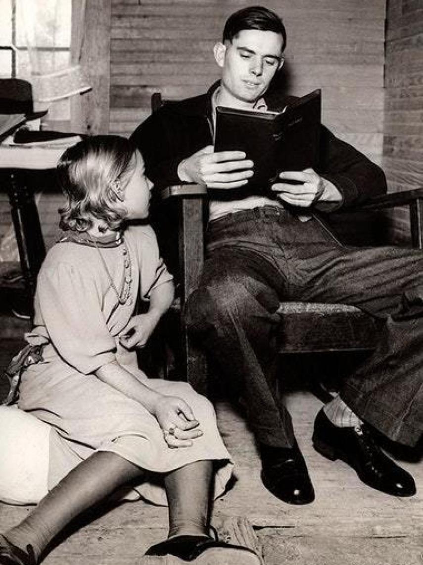 Aunque parezca irreal, eran marido y mujer. La obligaron a casarse con 9 años