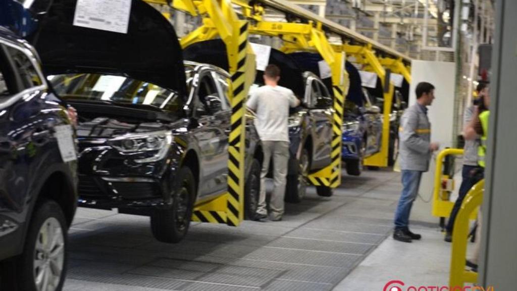 renault fabrica coches palencia 15