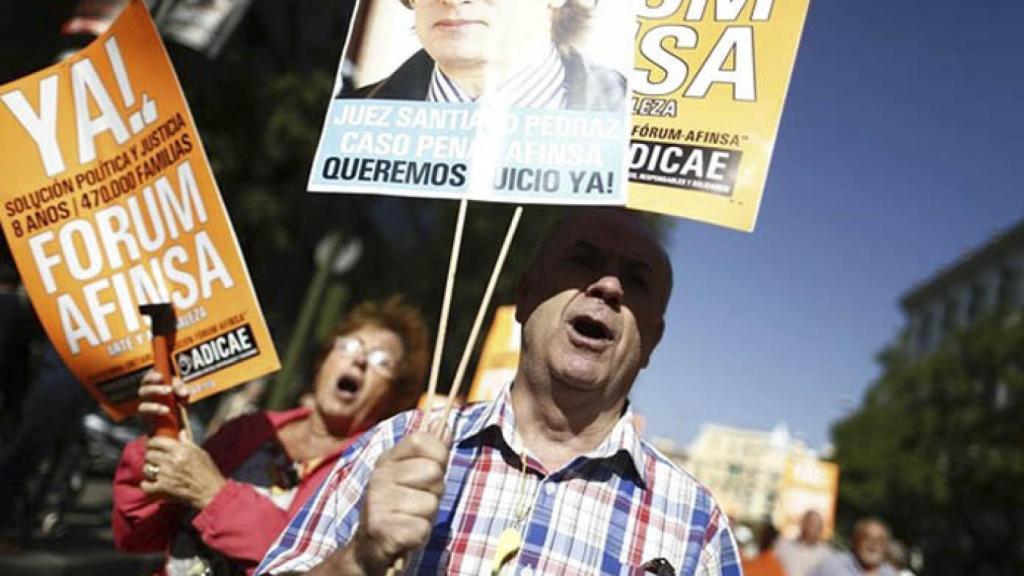 Manifestantes en contra de Afinsa.