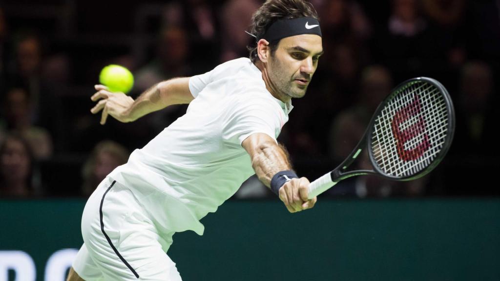 Federer, en su partido de segunda ronda de Rotterdam.