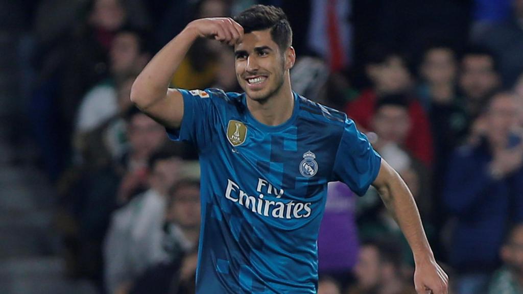 Marco Asensio celebra su primer gol en el Villamarín.