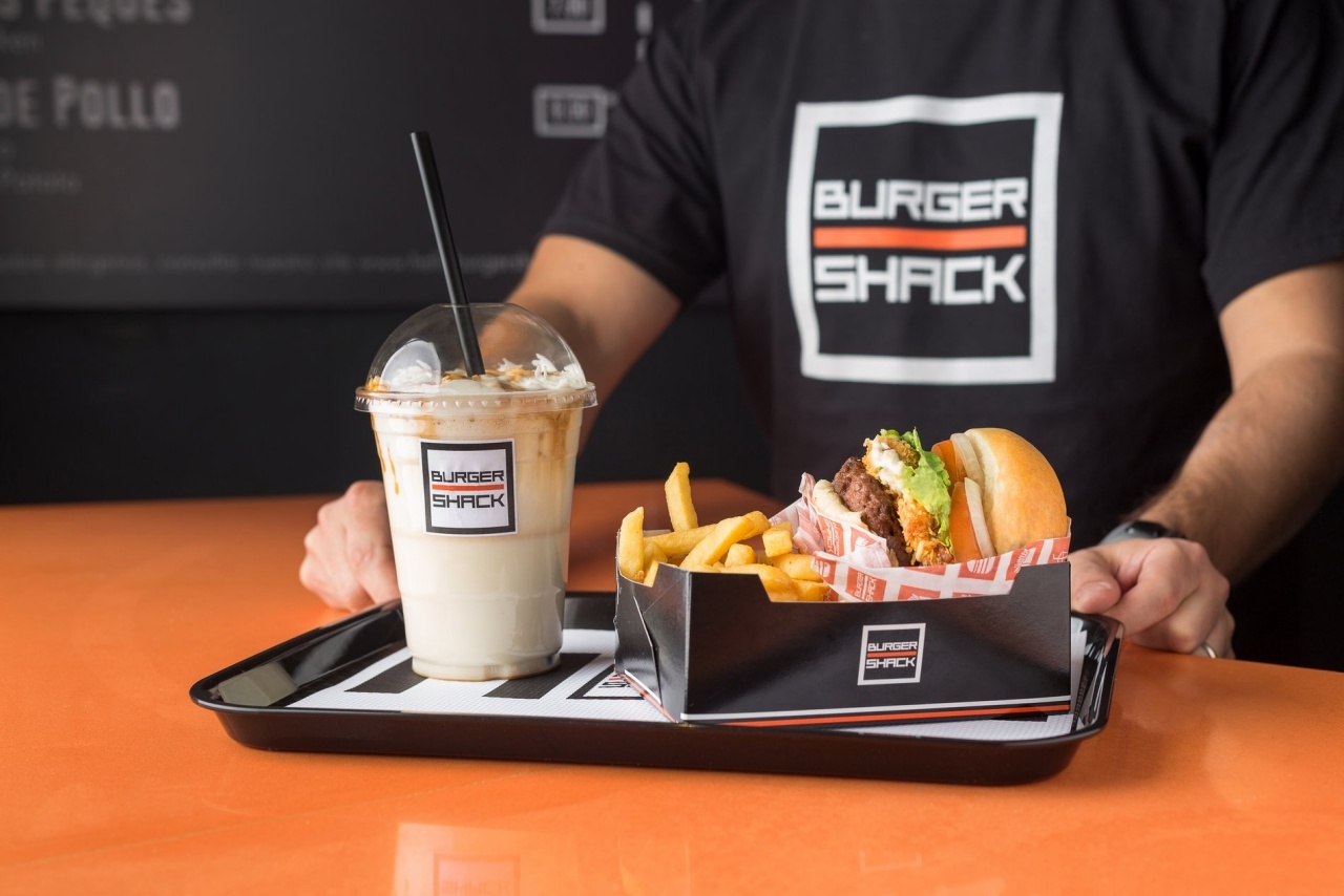 Burger Shack y Batido de mantequilla de cacahuete