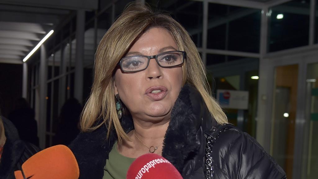 Terelu Campos aclara el estado de salud de su madre tras su operación de urgencia.
