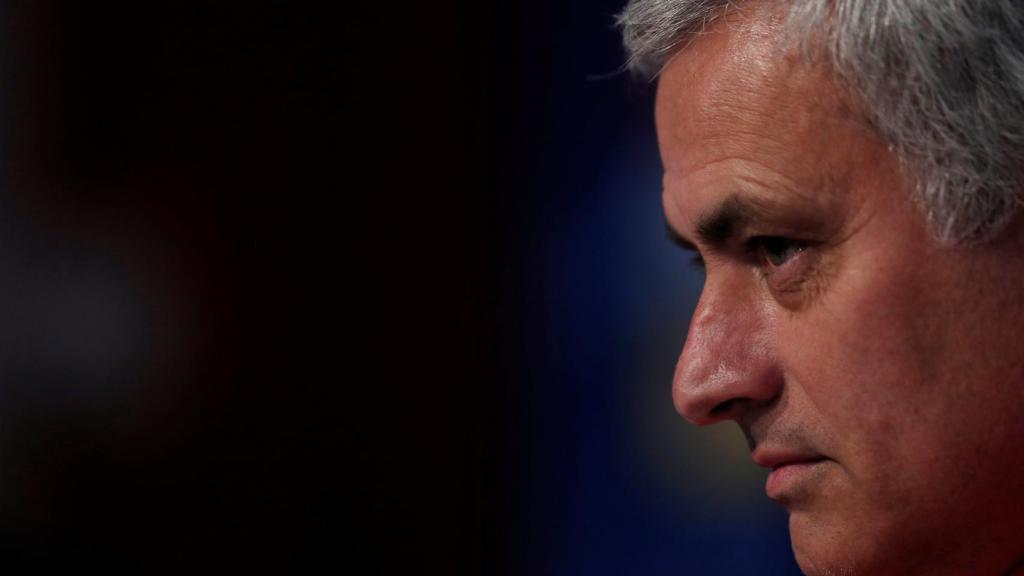 Mourinho en la rueda de prensa previa a medirse al Sevilla.