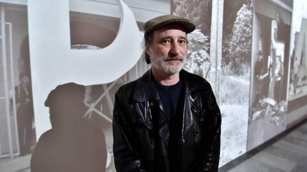 Santiago Sierra: “Si España no es una dictadura, se le parece bastante”