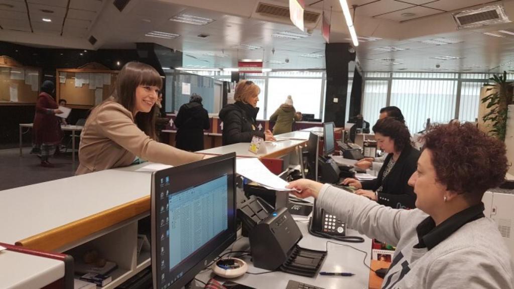 mocion equiparacion salarial