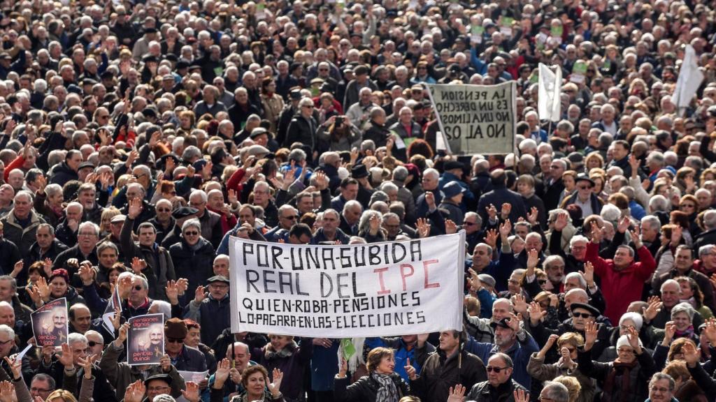 Jubilados manifestándose el jueves en Madrid.