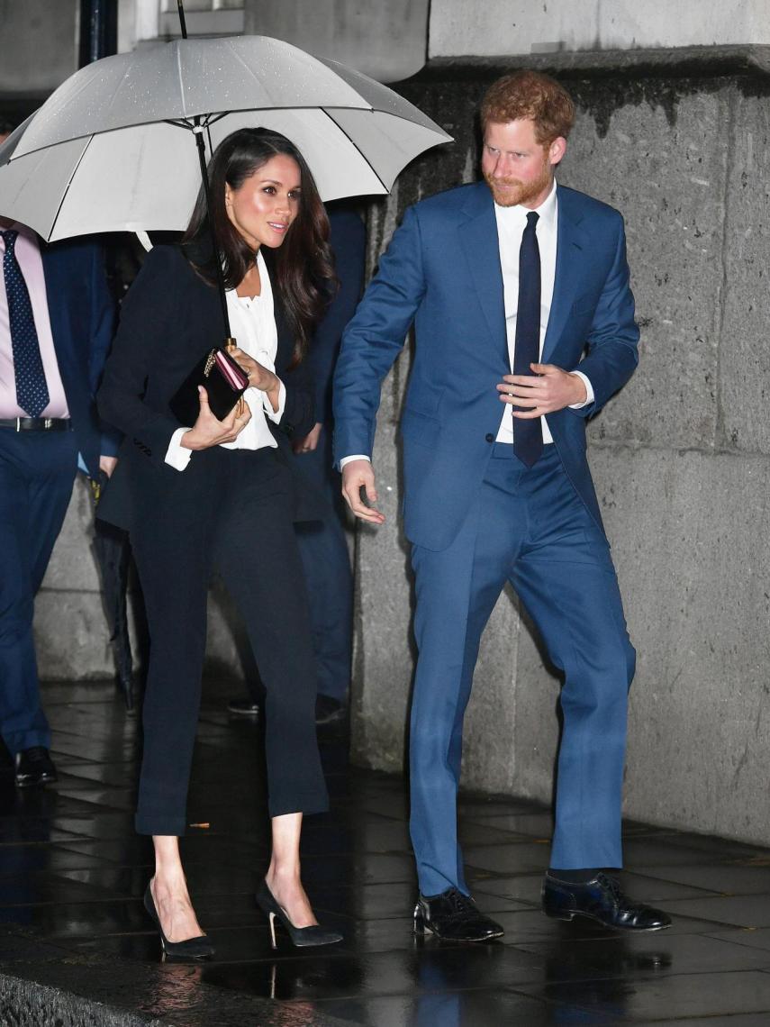Meghan Markle y el príncipe Harry en sus primeros actos.