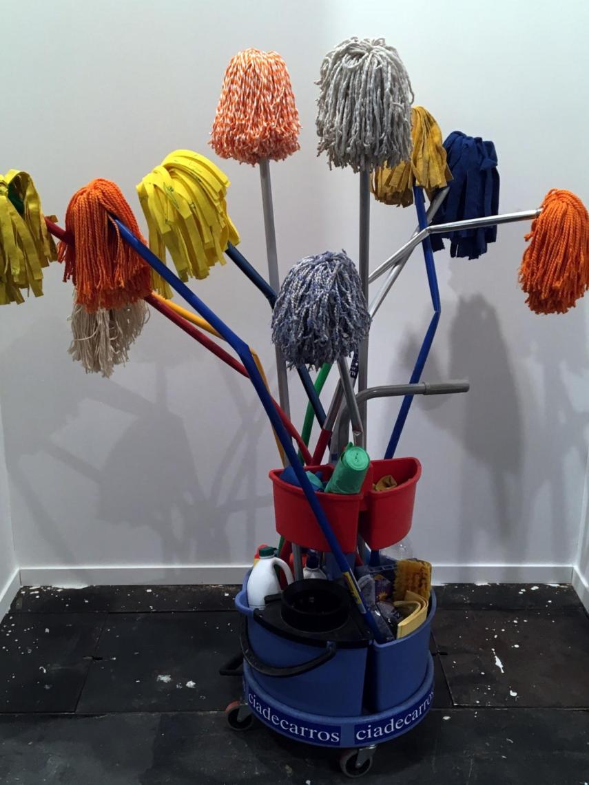 ¿Girasoles o fregonas? ¿Arte o coña marinera?