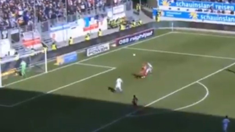 El fallo del portero del Duisburgo