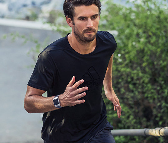 fitbit ionic adidas 4