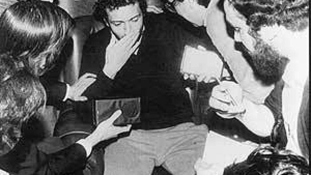 Quini tras ser liberado por la Policía.