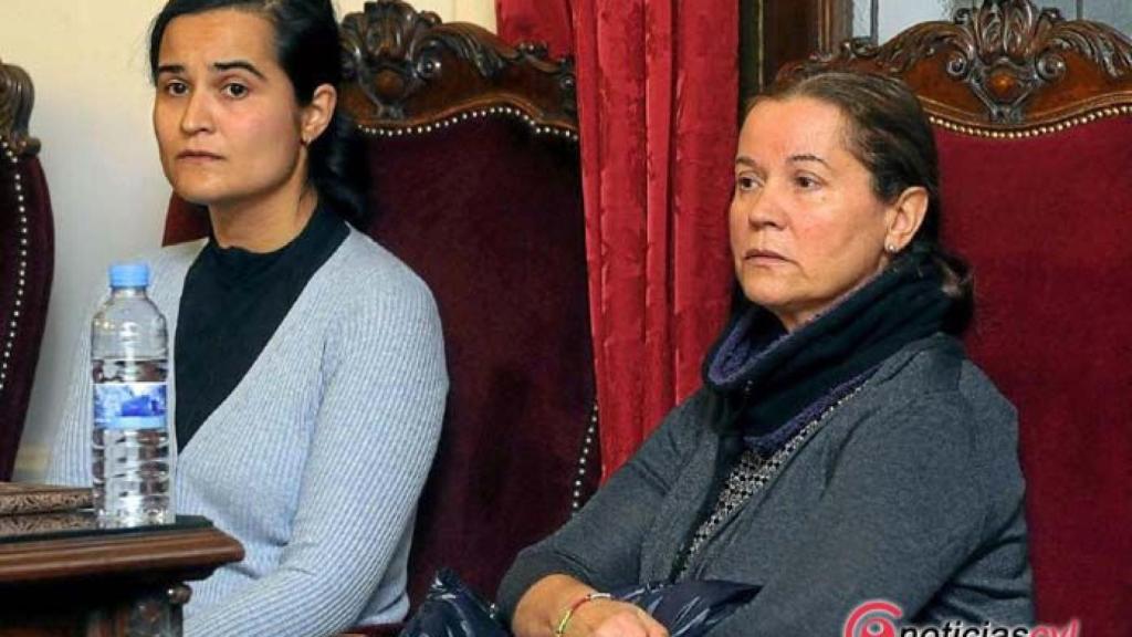 Foto Triana y Monserrat