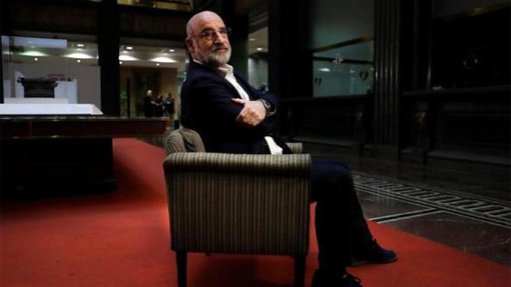 Image: Fernando Aramburu: Este Autorretrato es un triunfo sobre el pudor