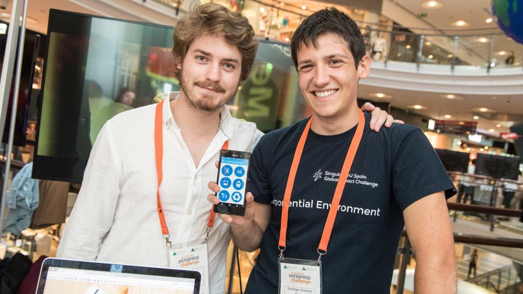 Carlos Rosety y Santiago Jiménez, socios y cofundadores de Liight.