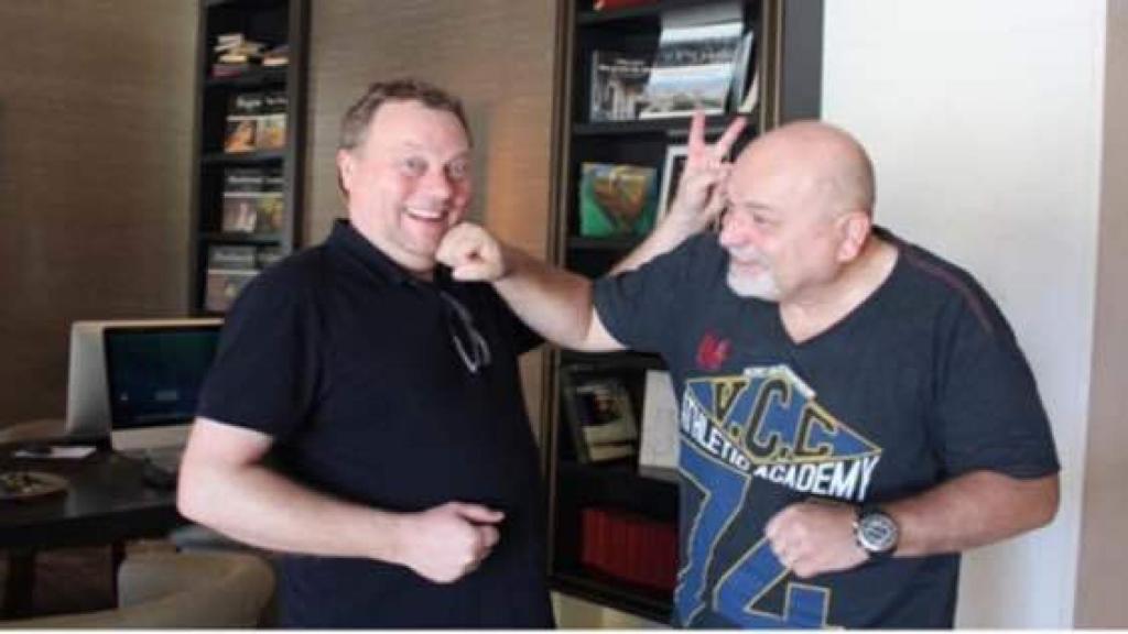 Karl Jacobi, puñetazo al mentón