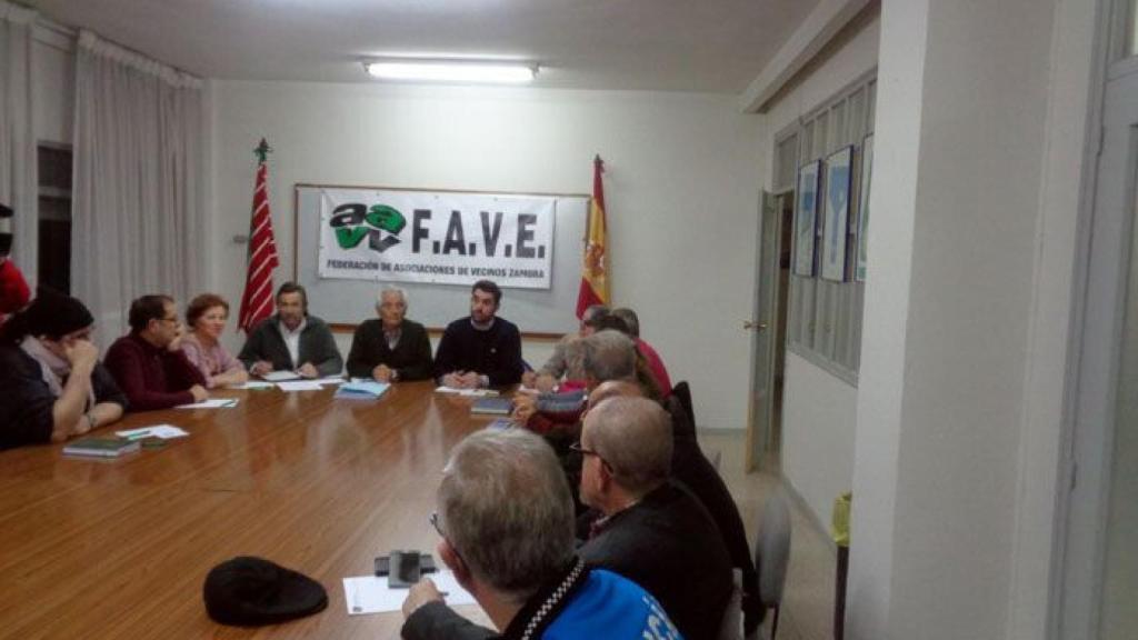 zamora-reunion-faveza