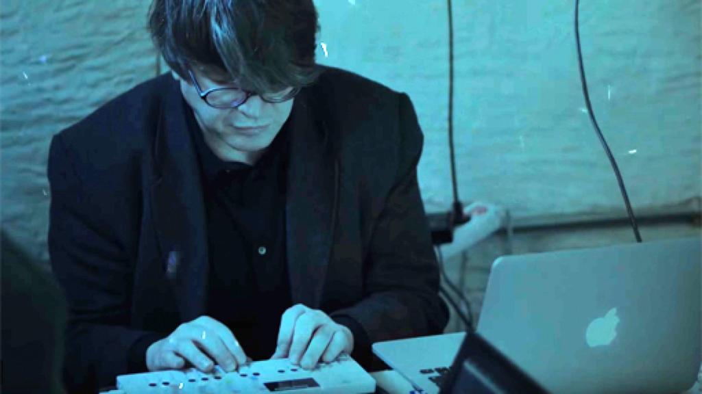 Image: Hipóstasis, sagrado y experimental