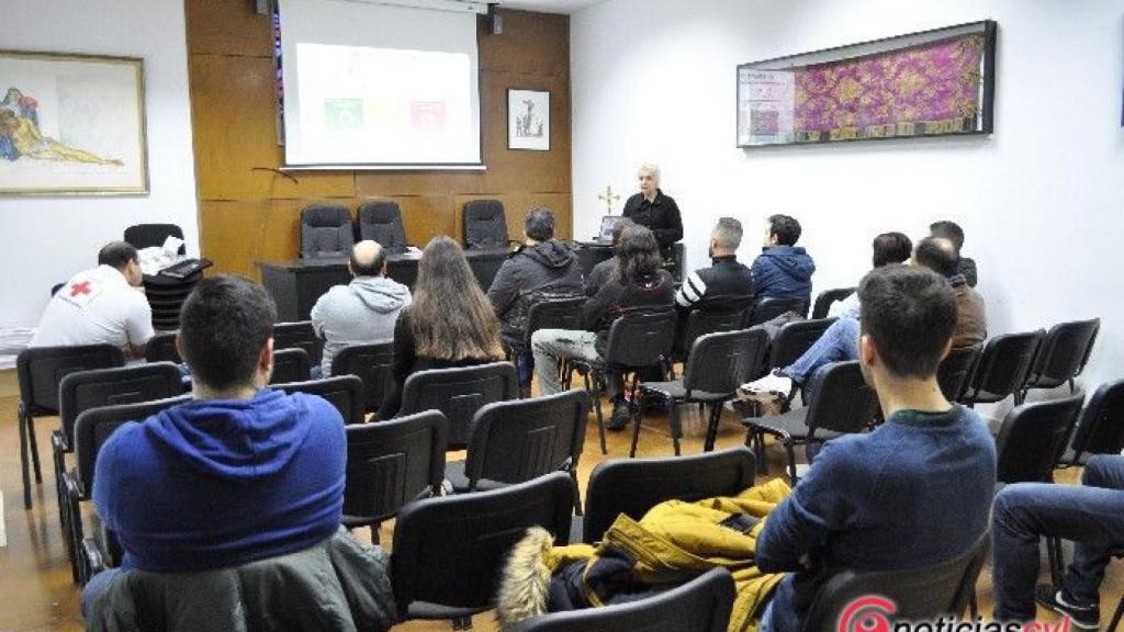 zamora santo entierro curso desfibrilador 01