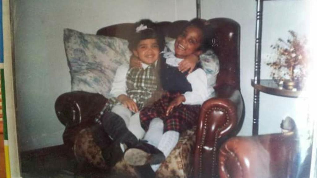 Las dos hijas de Ana Julia de pequeñas. A la izquierda, Judith; a la derecha, Ridelca.