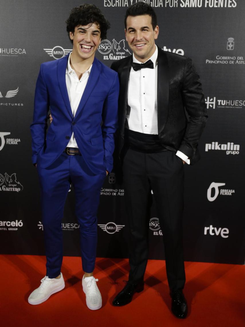 Los hermanos Casas posando en el photocall.