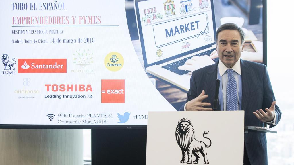 Pedro J. Ramírez, director de EL ESPAÑOL, durante el foro.