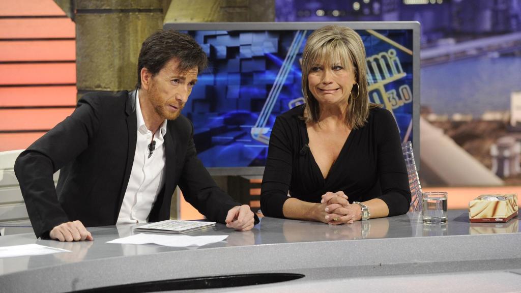Pablo Motos y Julia Otero en 'El Hormiguero'.