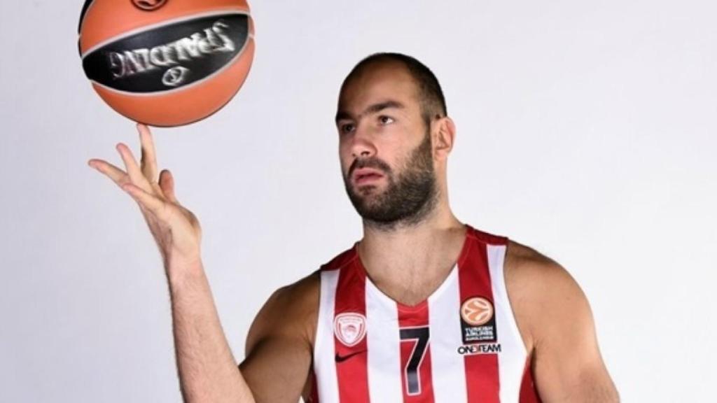 Spanoulis posando para la Euroliga. Foto: euroleague.net