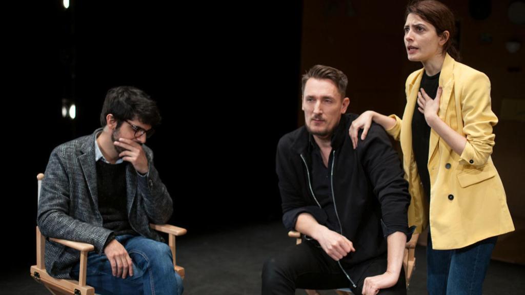 Francesco Carril  y Bárbara Lennie en El tratamiento.