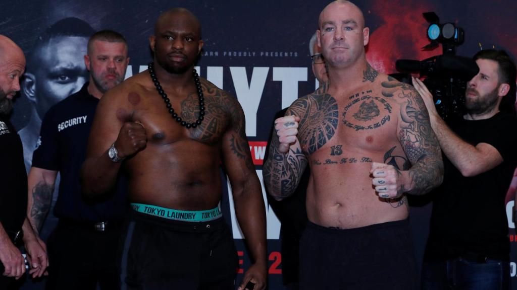 Dillian Whyte y Lucas Browne durante el pesaje.