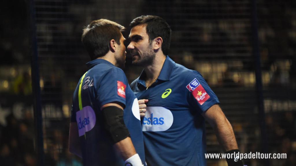 Belasteguín y Lima celebran un punto.