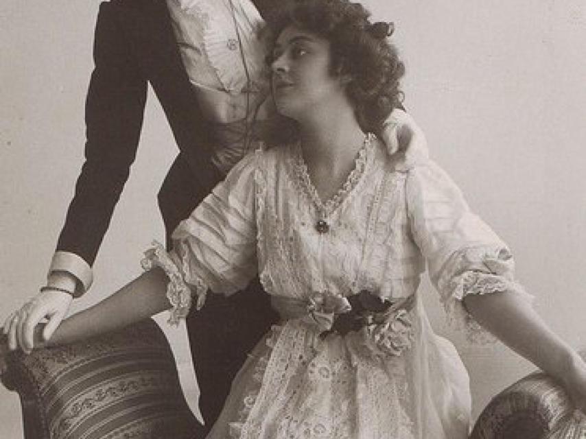 Señoras victorianas que se amaban. El hilo histórico de Cristina Domenech.