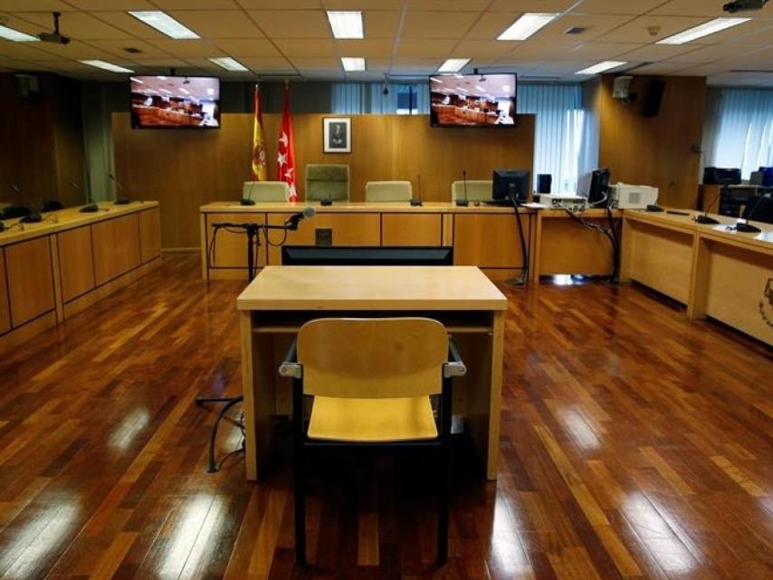 Imagen de una sala de vistas./