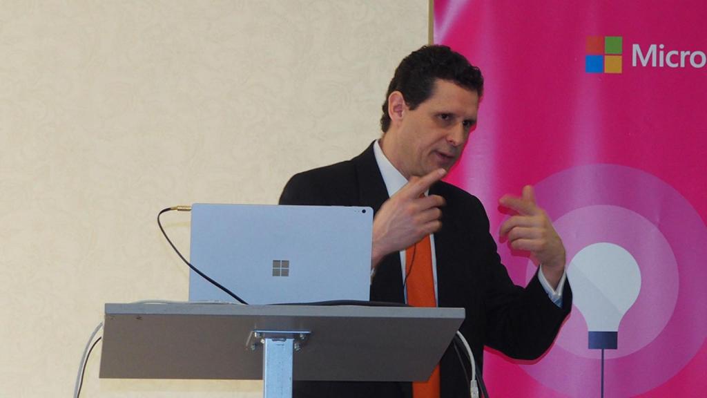 Jaime Pereña, director de estrategia de Inteligencia Artificial, en una conferencia en Madrid.