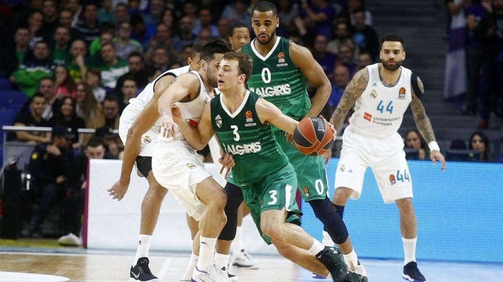 Taylor, al fondo, es duda para Belgrado. Al igual que Campazzo.