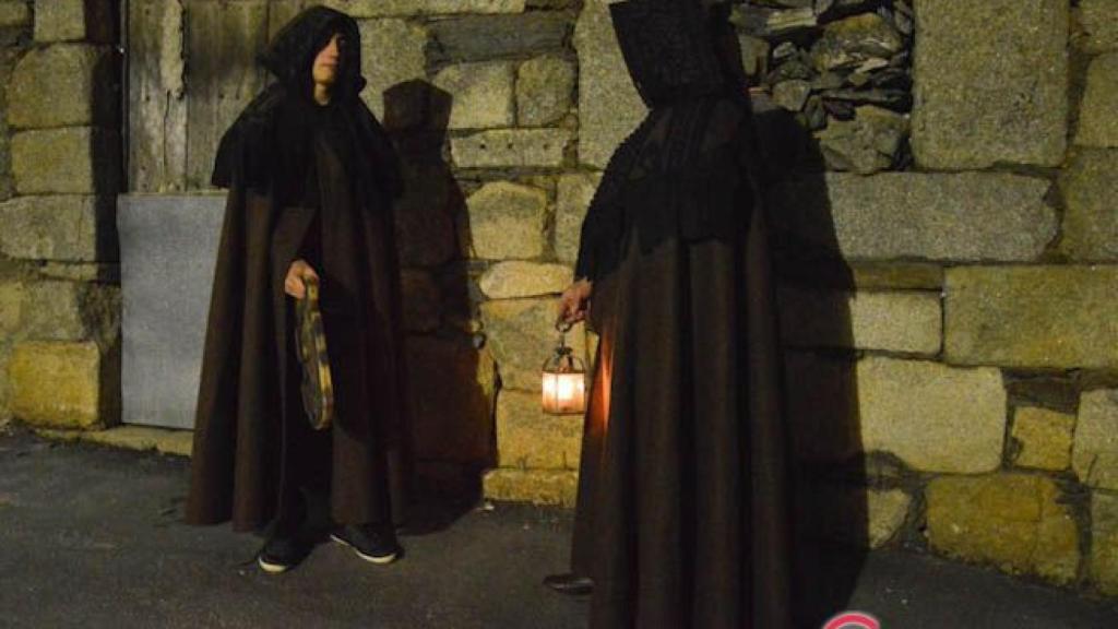 procesion silencio capas alcanices (34)