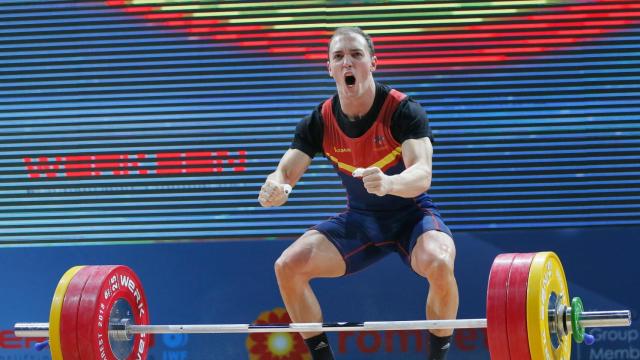 Andrés Mata en el Campeonato de Europa de Halterofilia.
