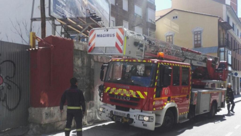 Valladolid-silla-ruedas-bomberos-valladolid-policia