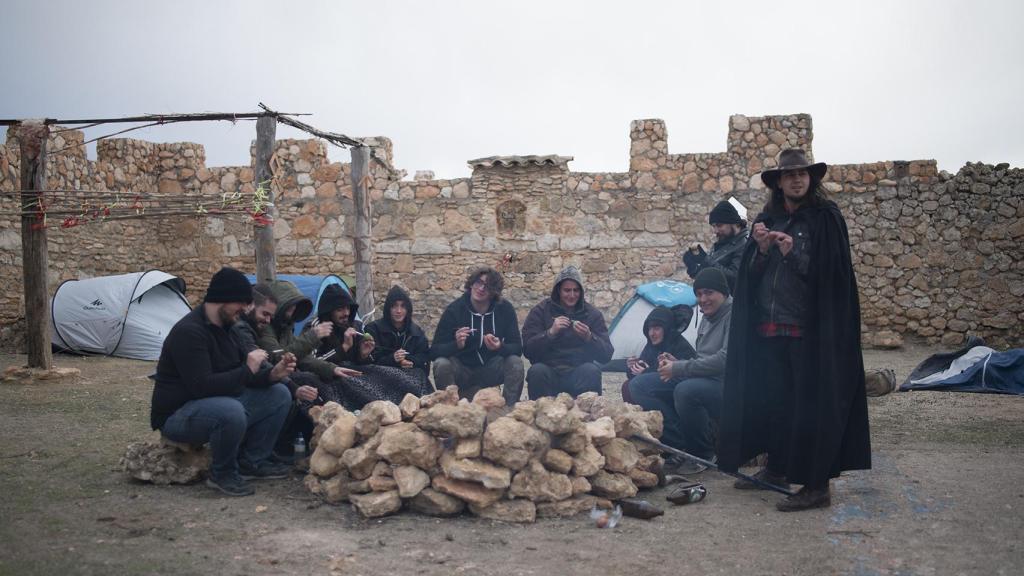 Los odinistas preparan las ofrendas a la diosa Ostara para la celebración de la primavera. En este caso, huevos.