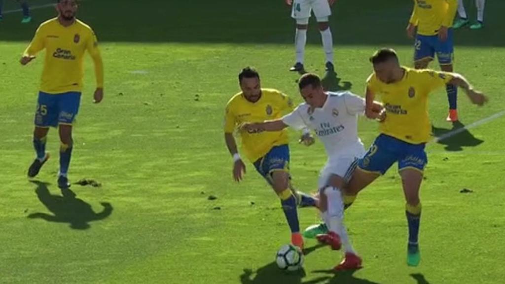 Penalti sobre Lucas Vázquez