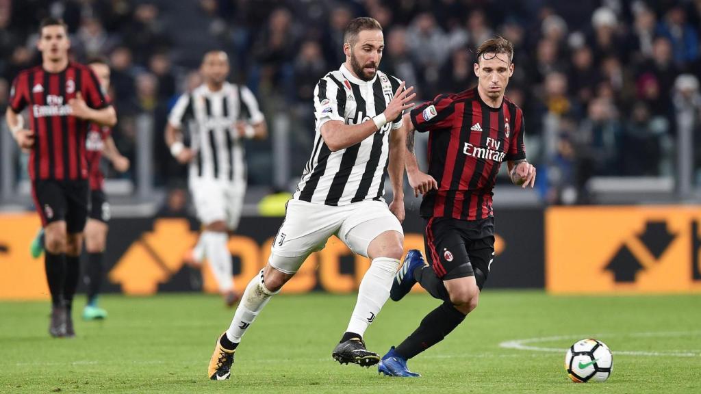 Higuaín, en el último partido de la Juventus ante el Milan.