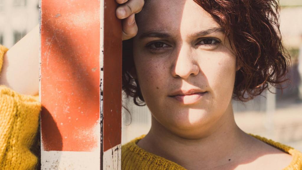 La escritora Beatriz Cepeda, alias Perra de Satán.