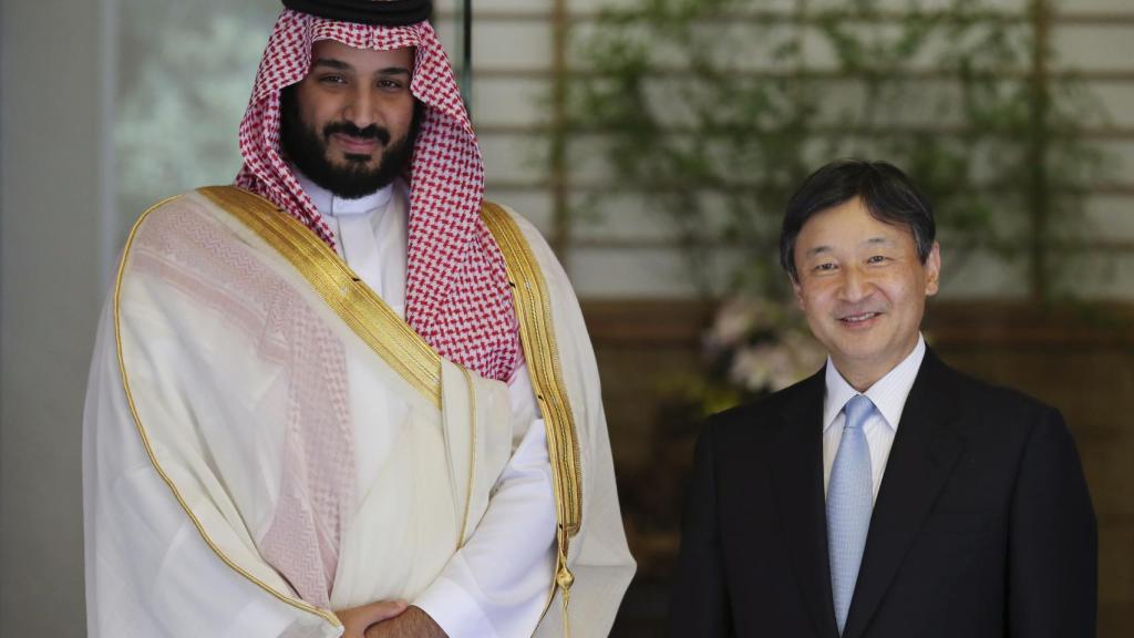 Mohamed en una visita oficial a Japón.